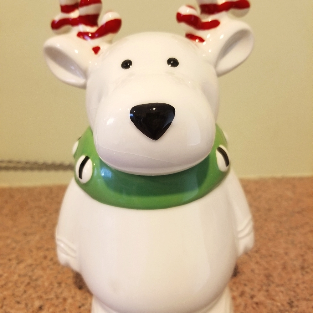 Holiday Reindeer Candy
